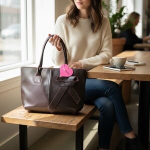 Chic Brown Tote Bag with Bow Detail